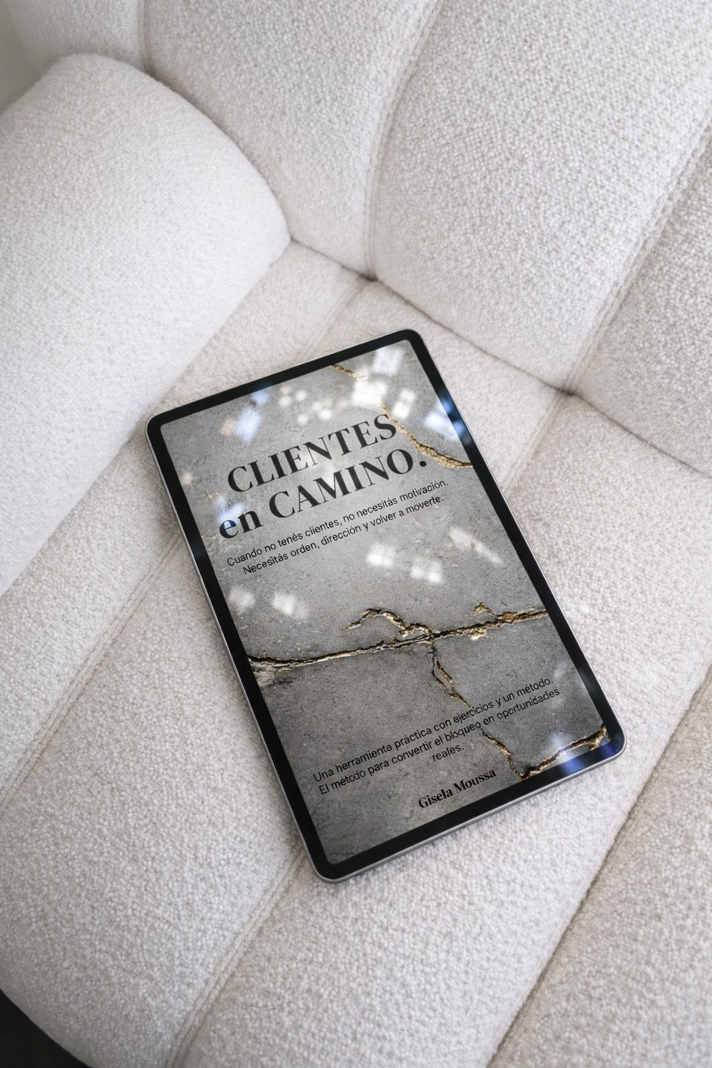 Clientes en Camino: Tu estrategia para atraer clientes y crecer como freelancer