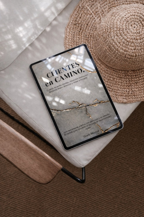 Clientes en Camino: Tu estrategia para atraer clientes y crecer como freelancer