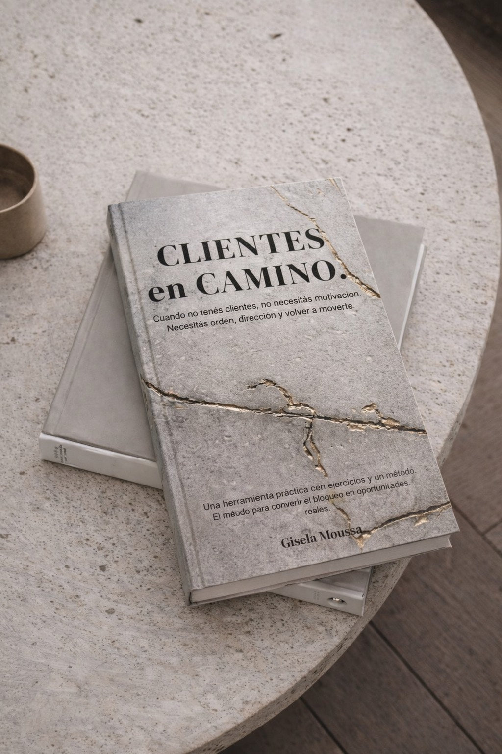 Clientes en Camino: Tu estrategia para atraer clientes y crecer como freelancer
